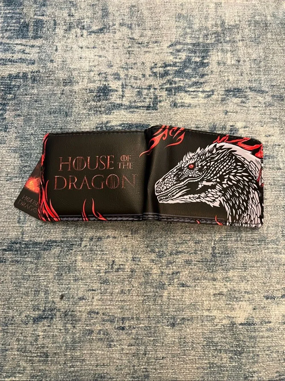 New HBO Buckle Down House of the Dragon Black Red Flames Faux Leather Wallet